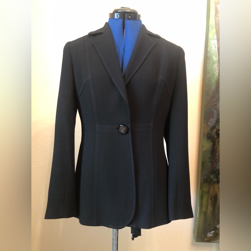 Jacket- black, size 6